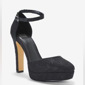 Brand new! White House Black Market Jacquard Ankle Strap Platform Heels Size 7M